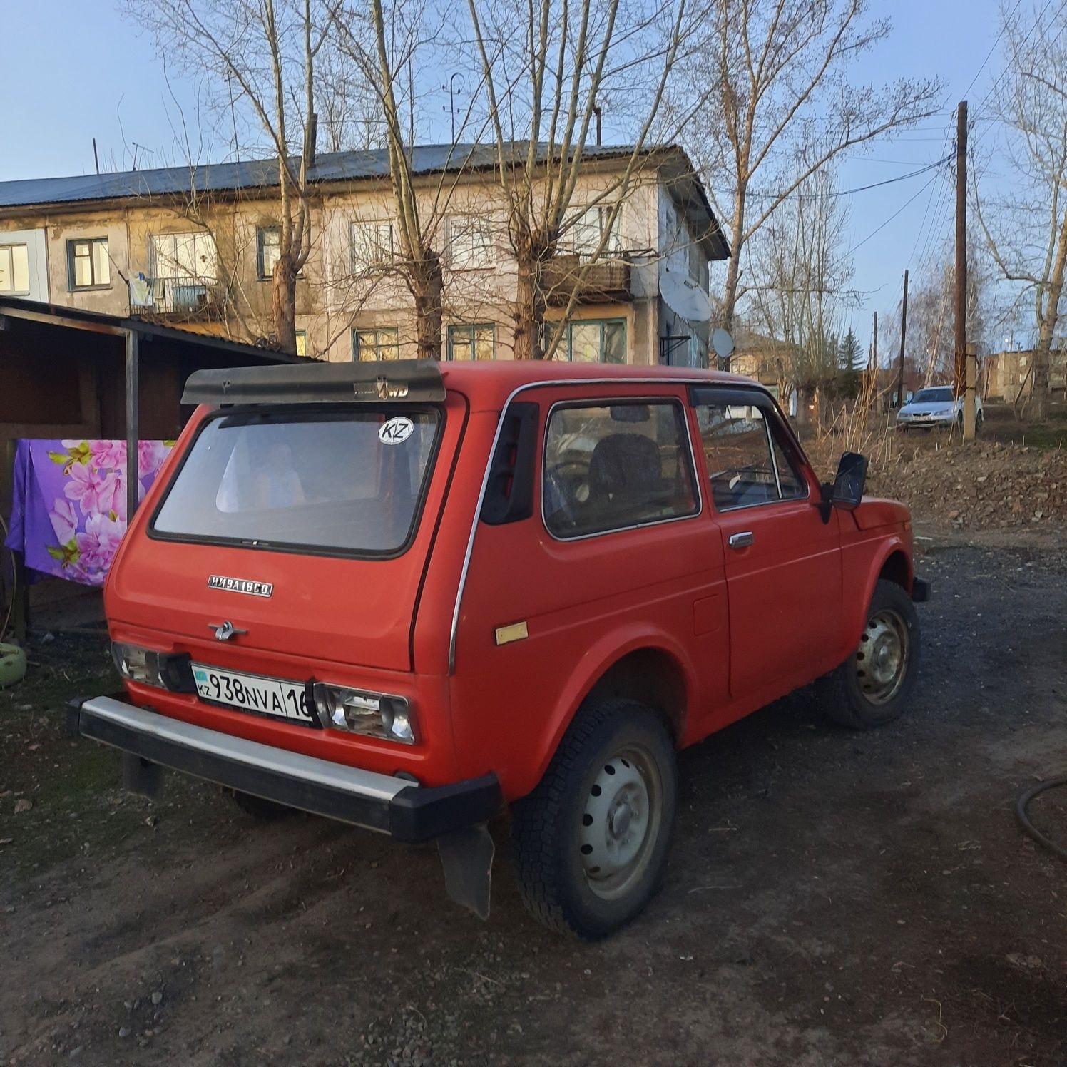 Продам ниву 1983