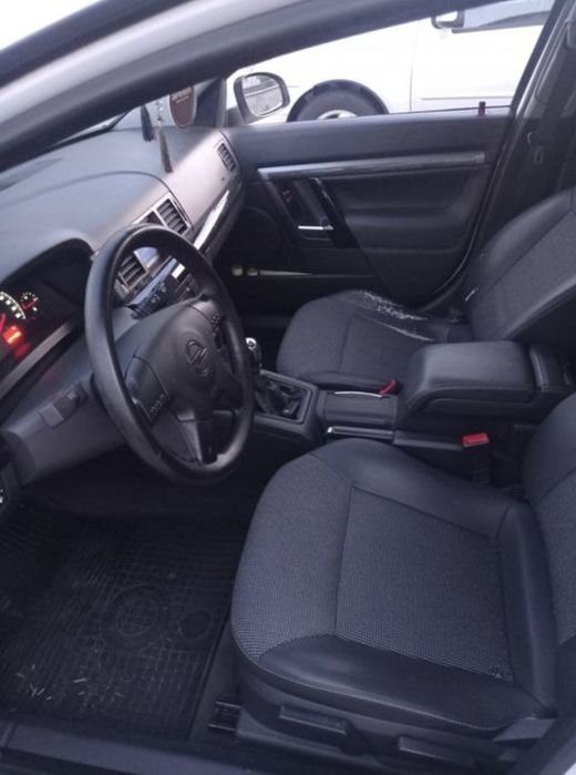 Proprietar vând Opel Vectra c 2.0 dth an 2003