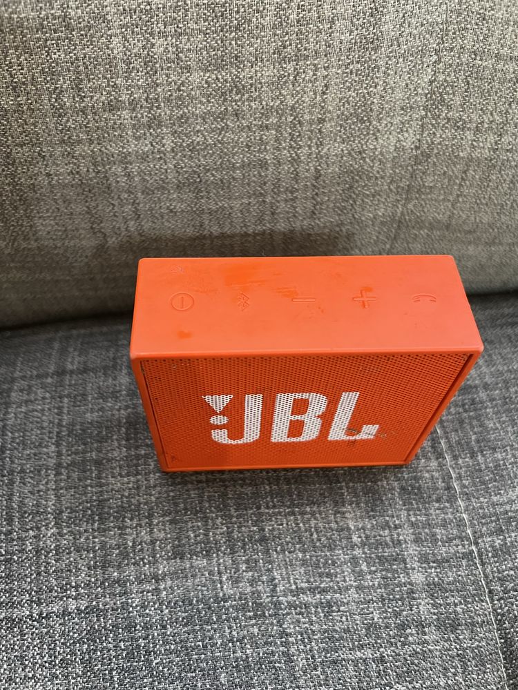 Блутот колонка JBL