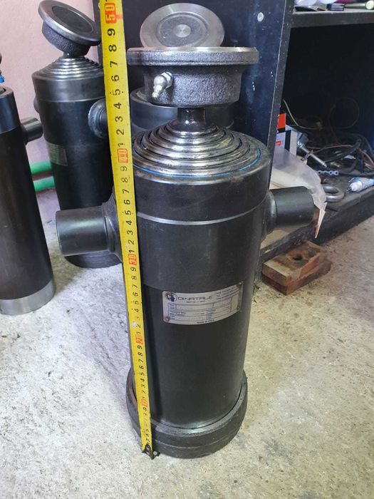 Cilindri de basculare Italia 7 t si 10 tone produs Italia !