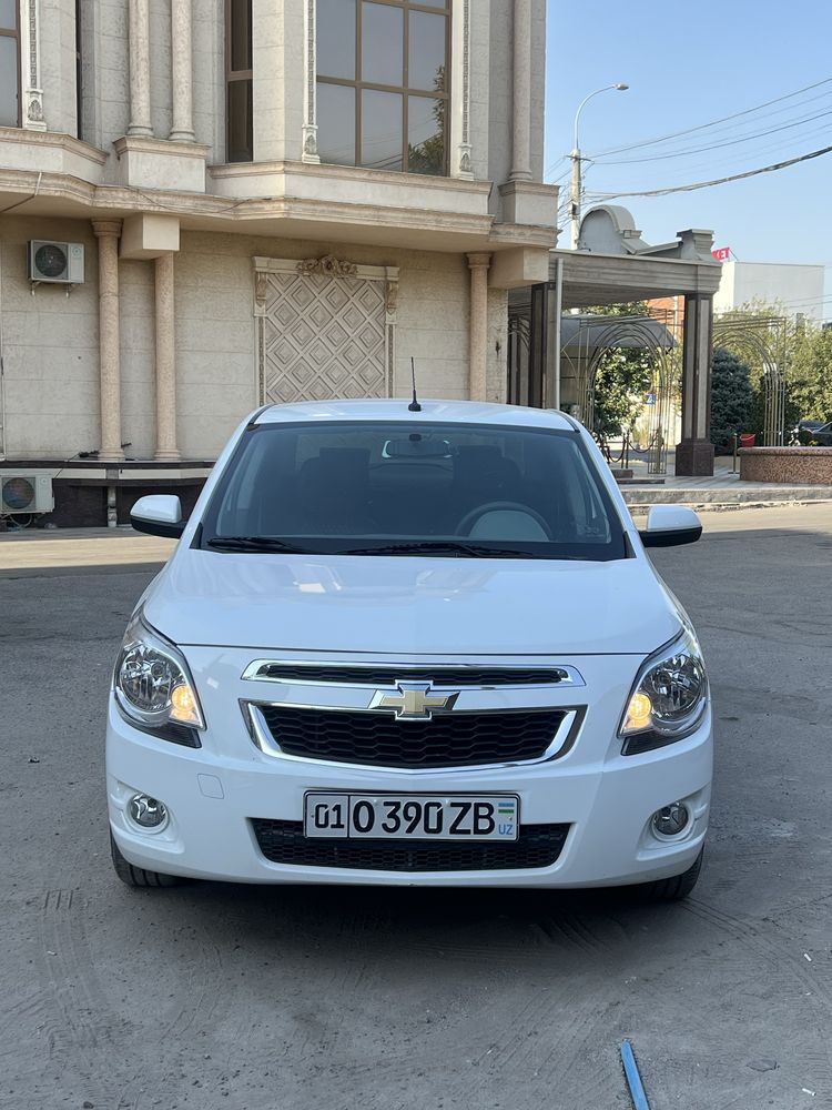 Chevrolet cobalt sotiladi