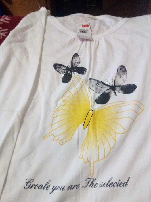 Vând bluze pulovăr dama