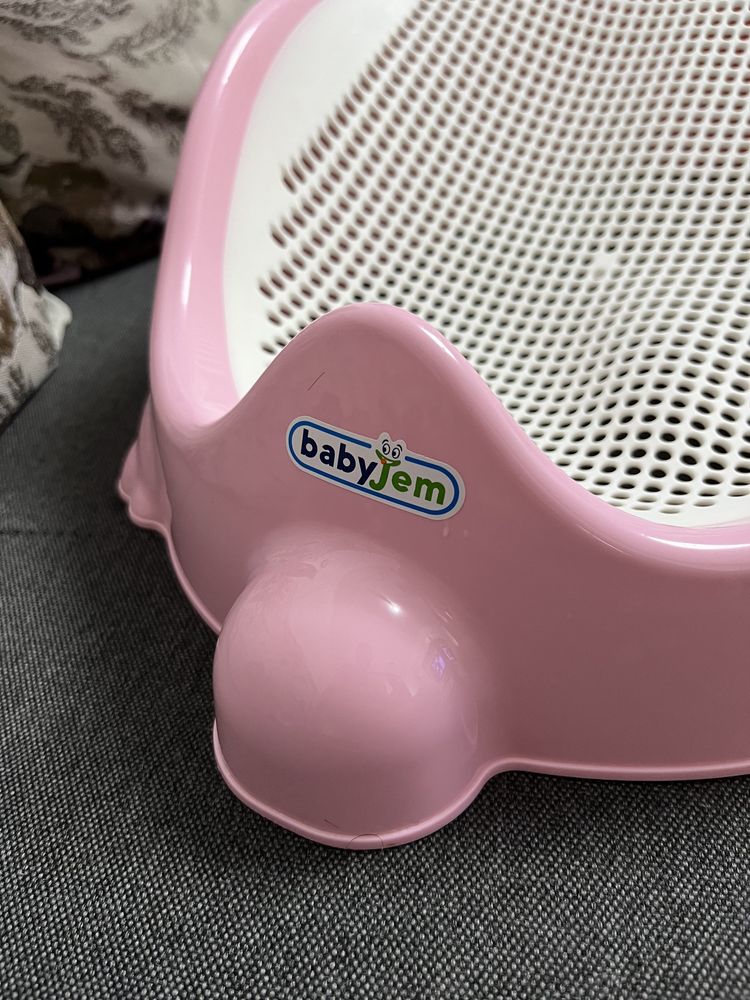 Suport pentru baie scaun BabyJem Soft Basic culoare Roz