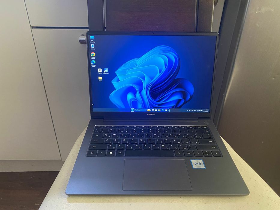 Huawei D14 intel core i3-12