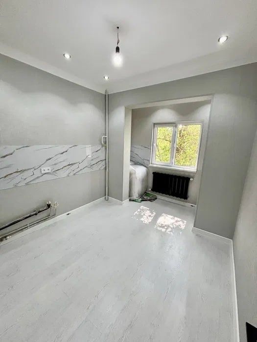 Срочное 2-комнатная квартира, 65 м², Корасув-1, Мирзо-Улугбекский райо