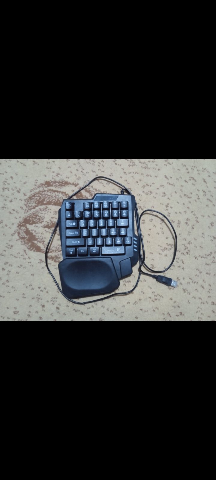 Продам игровую клавиатуру