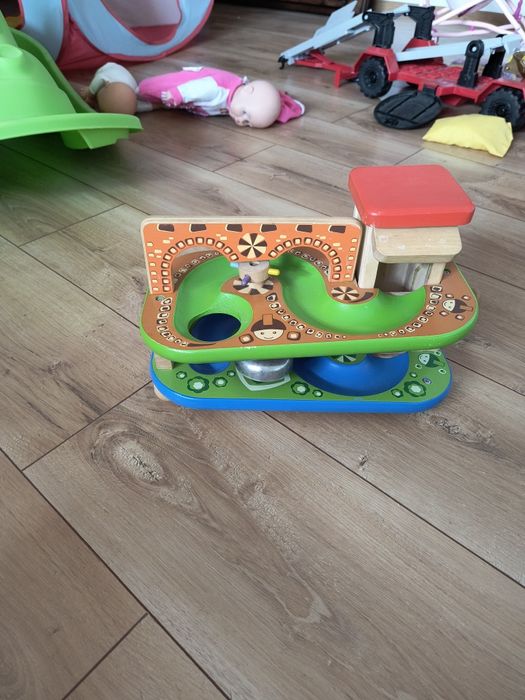 Traseu lemn cu bile copii