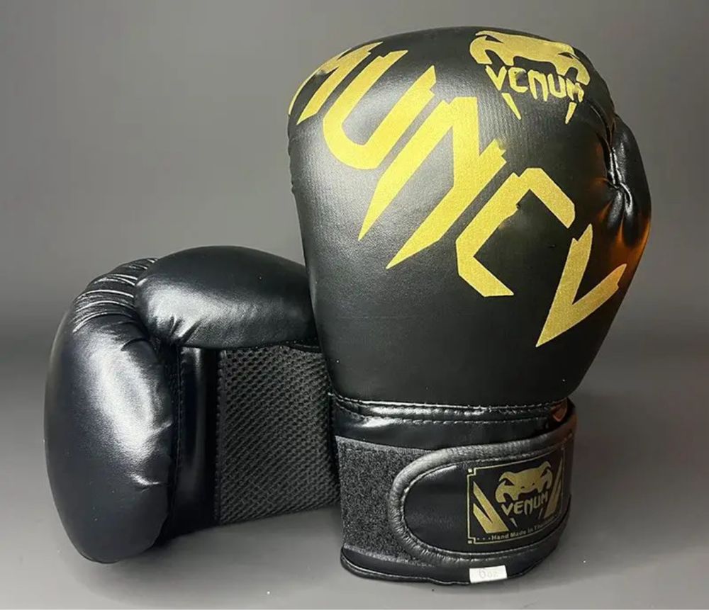 Боксерские перчатки Venum Challanger