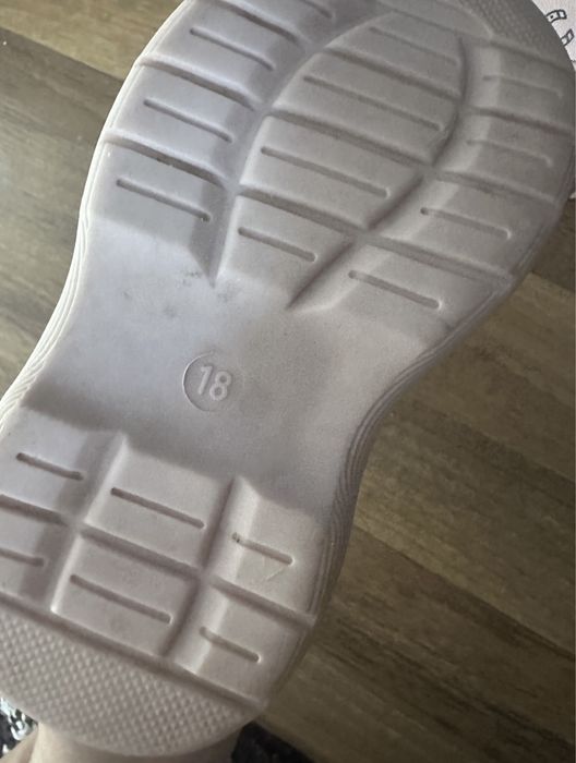 Ghetute fetita nr 18