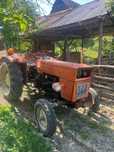 Vând tractor 445