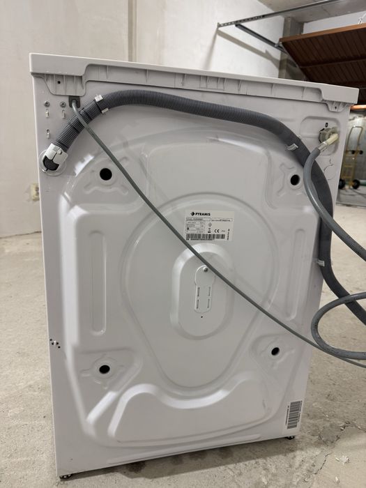 Пералня Pyramis W10FA – 6 кг – отлично състояние, малко използвана!