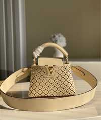 Geanta Louis Vuitton Capucines Mini