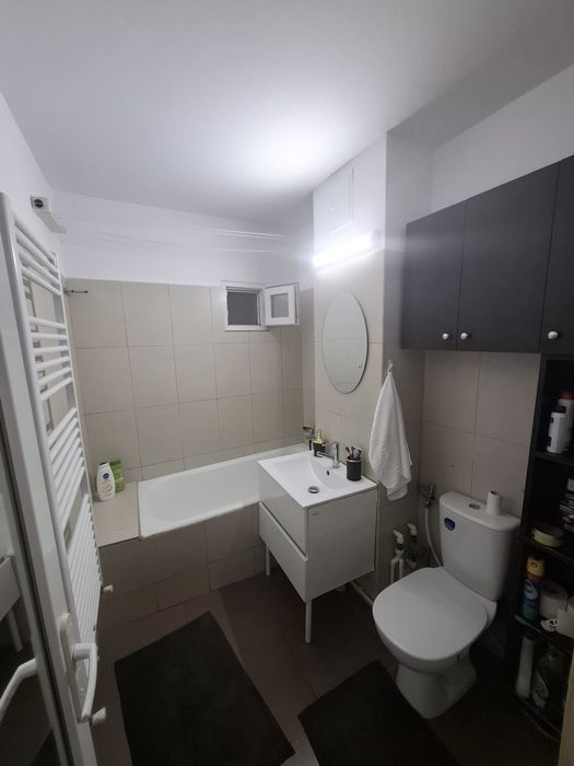 Închiriez apartament 2 camere zona Inel 1