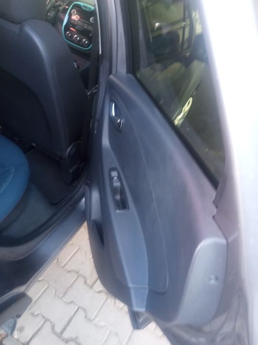 Рено Каптюр 2017 година