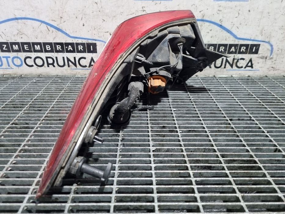 Stop Dreapta Renault Kadjar 2015 - 2018 SUV 4 Usi (1317) Cu led Fisurat