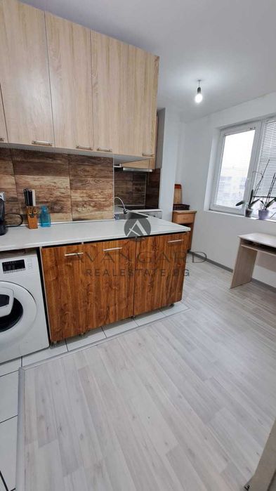 Продава се Многостаен апартамент в Пловдив, Център - 100 кв.м за 1989 €/кв.м - Снимка #4