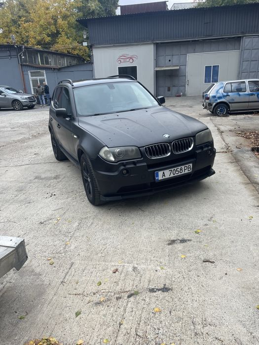 Продавам Bmw x3 204 кс автомат черен мат
