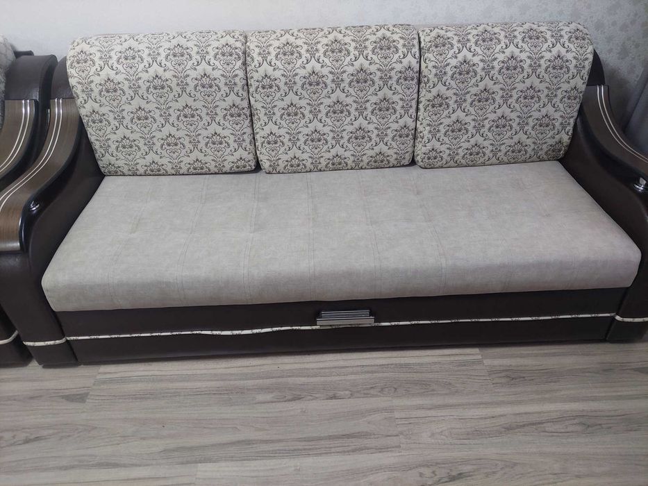 Продам диван раскладной
