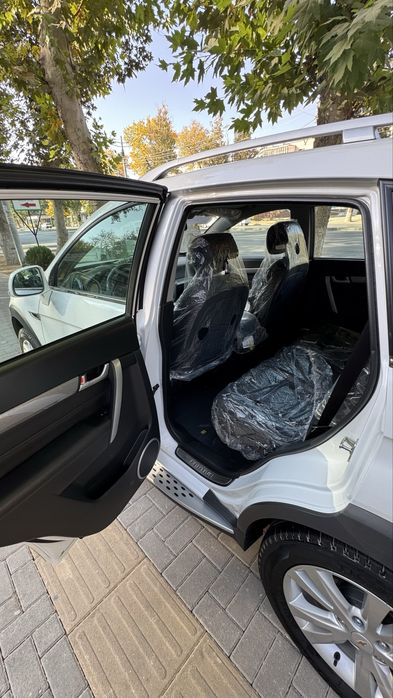 Chevrolet Captiva 4