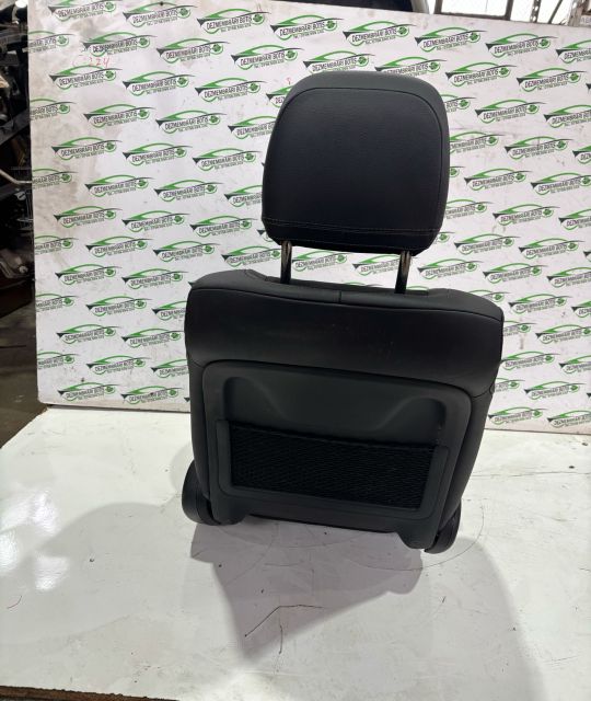 Scaune fata stanga dreapta set Mercedes-Benz GLE prima generatie (C16