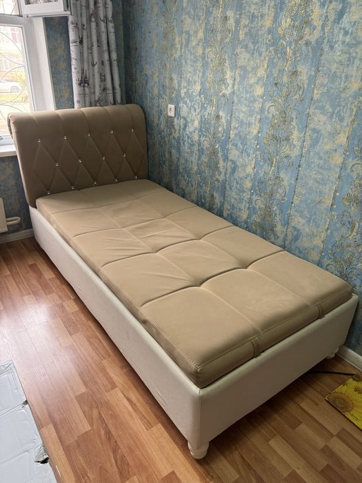 Продам кровать 25.000