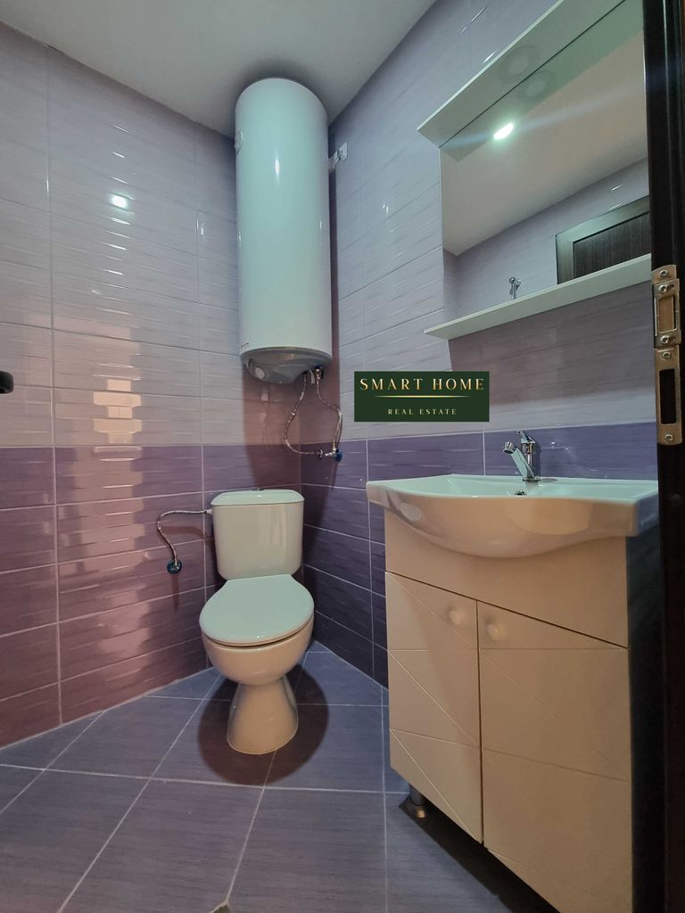 Дава се под наем Офис в Горна Оряховица - 45 кв.м за 255 € - Снимка #3