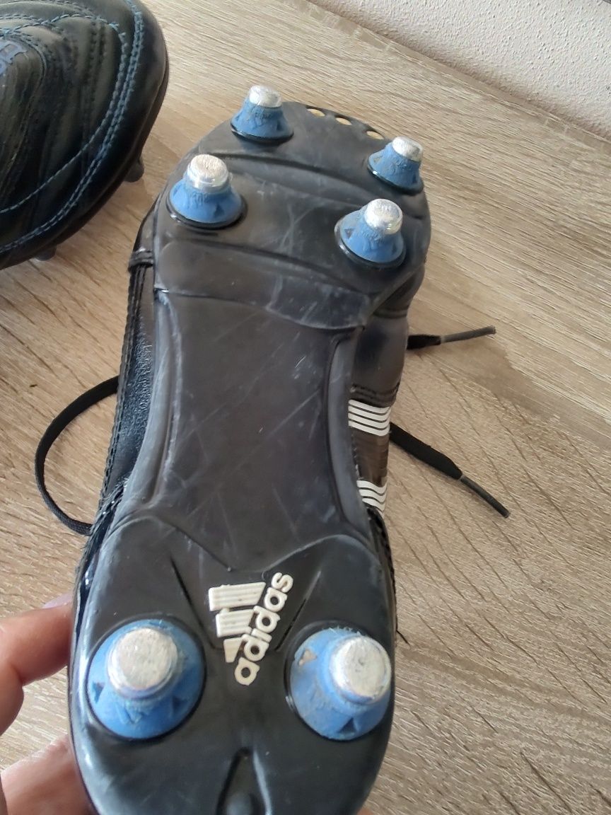 De vânzare crampoane Adidas Predator,piele,mărime 35 1/2,