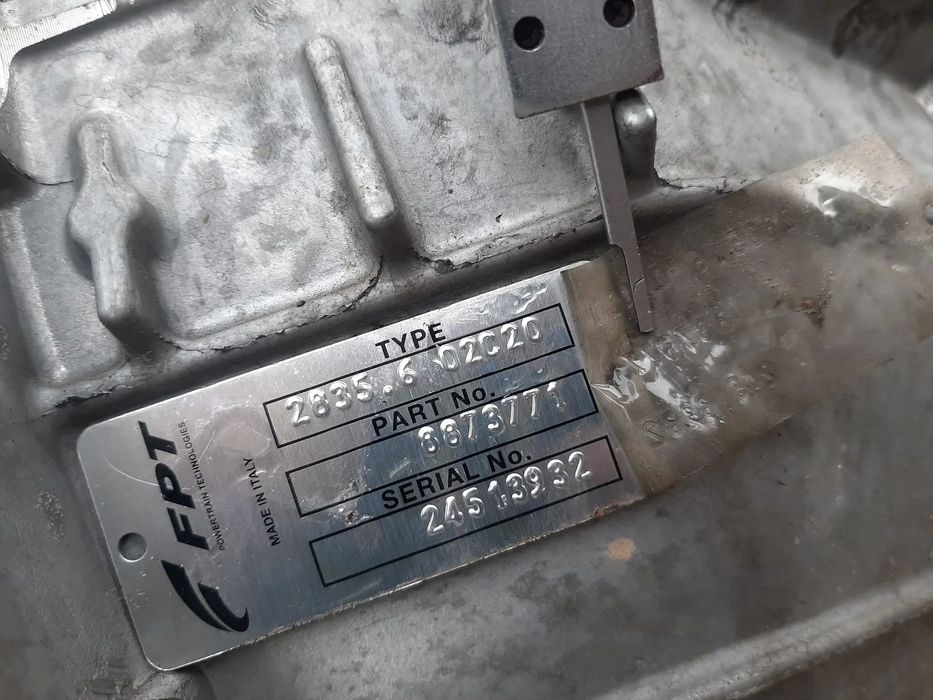 cutie viteze manuala 6+1 trepte  2.3 hpi iveco daily 6 basculabil  35-140  2019  8873771