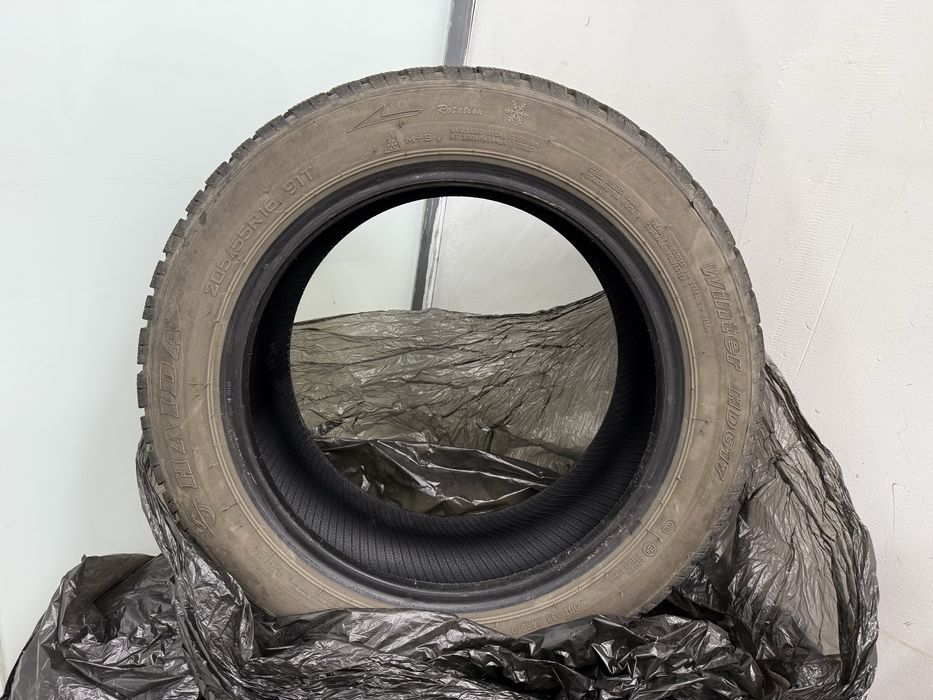 Шины всесезонка почти новые 205/55/16