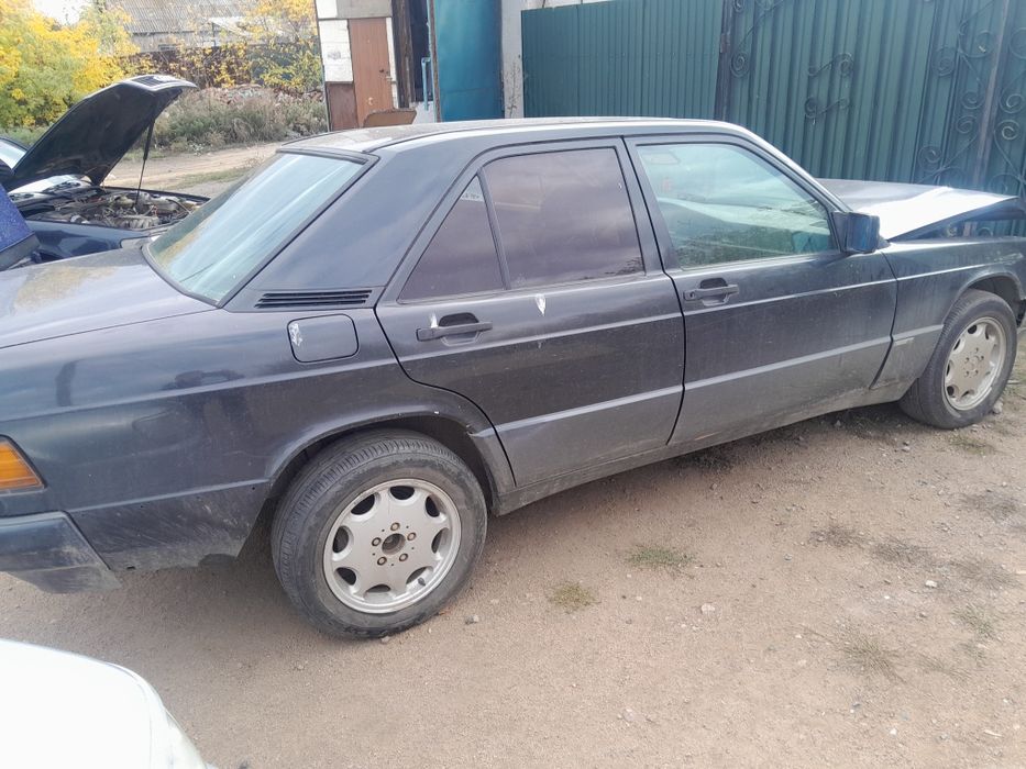 ПродаетьсЯ Мерседес 190е