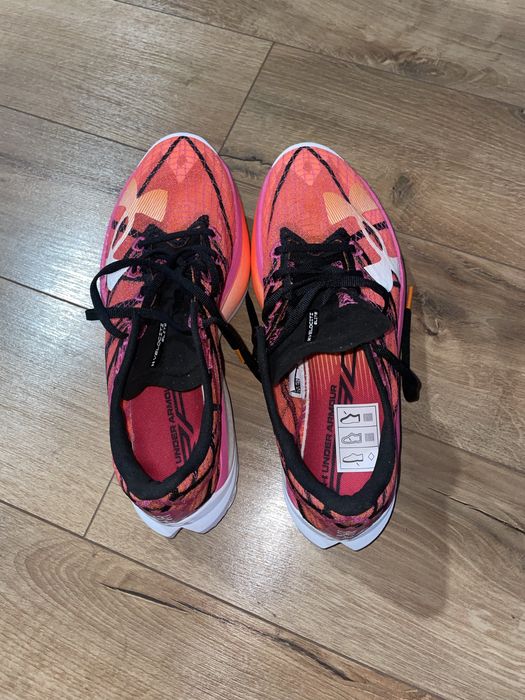 under armour velociti  elite 42