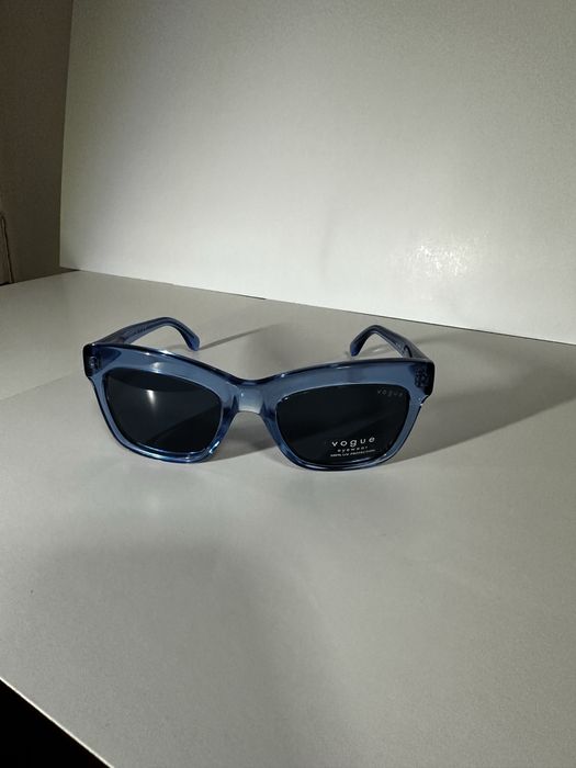 Продавам слънчеви очила VOGUE 5392S/292180