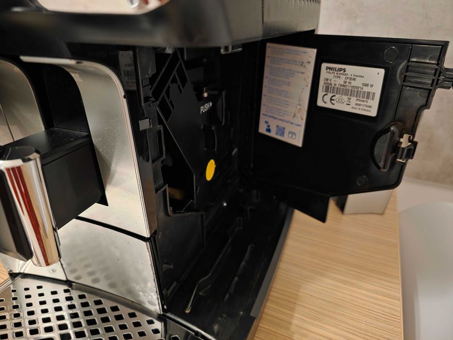 Espressor automat PHILIPS 3200 LatteGo EP3246/70