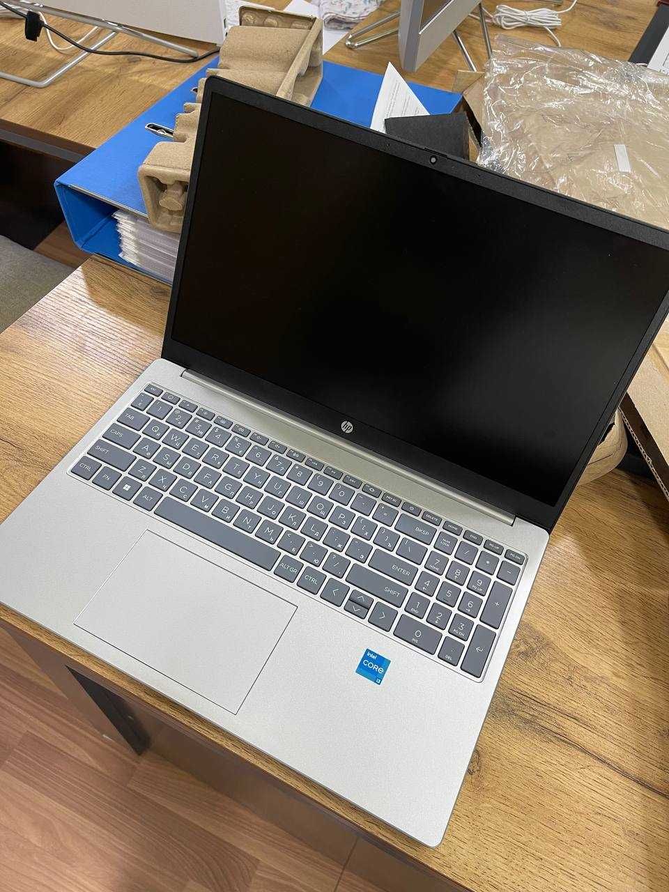 HP noutbook Corei3