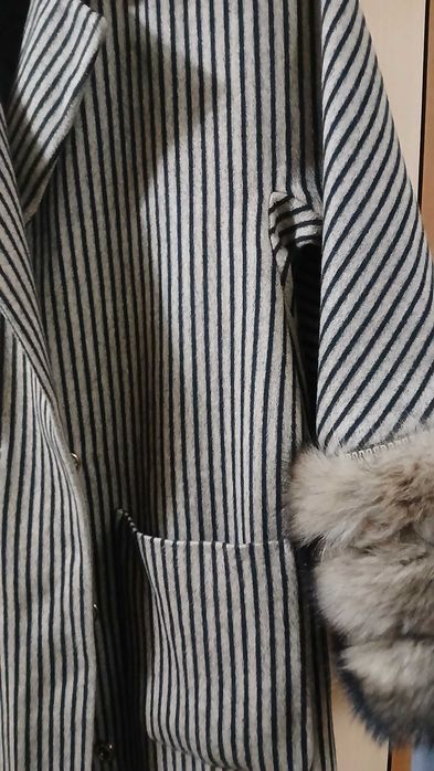 Пальто на 56 размер. Шерсть.