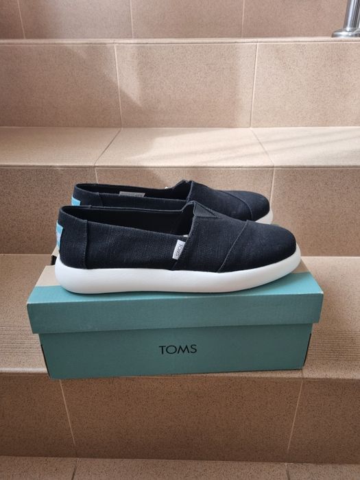 Espadrile Toms noi cu eticheta