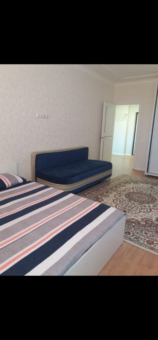 По часам квартира на Сауран Левый Берег