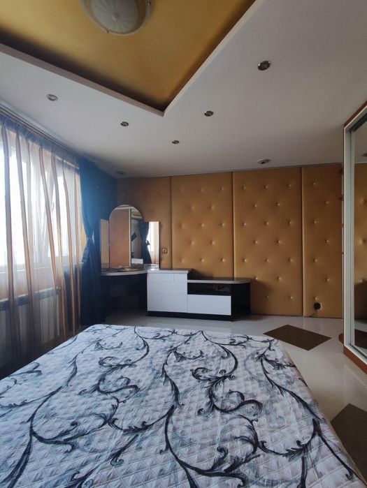 Дава се под наем Двустаен апартамент в София, Студентски град - 72 кв.м за 850 € - Снимка #7