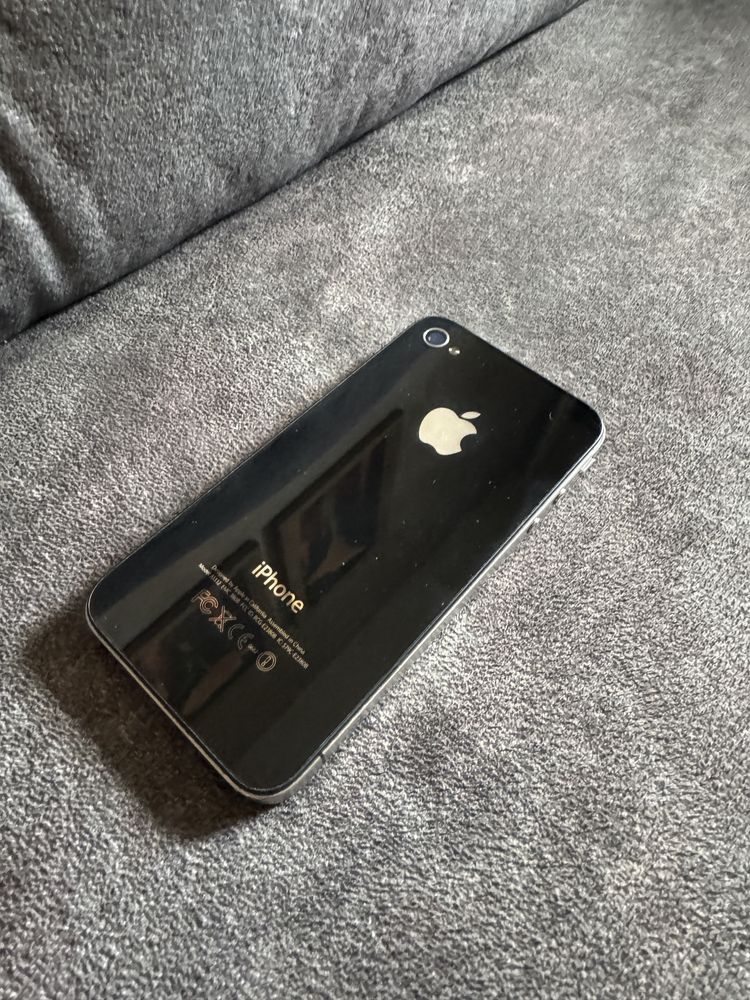 iPhone 4 Перфектен