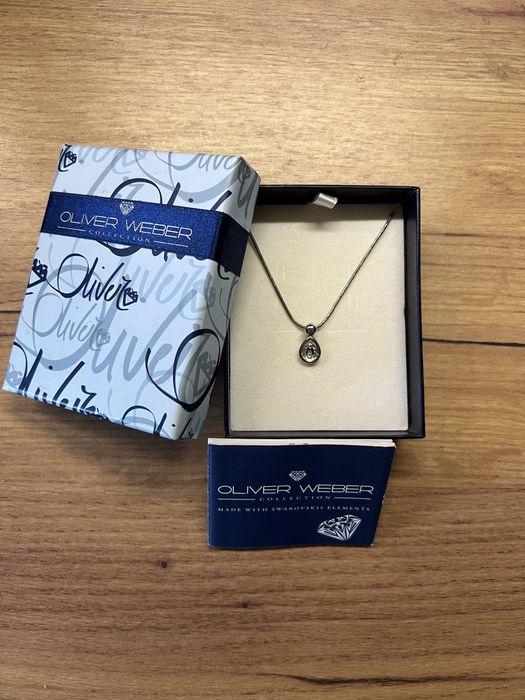 Oliver Weber колие с камък Swarovski ново Сертификат