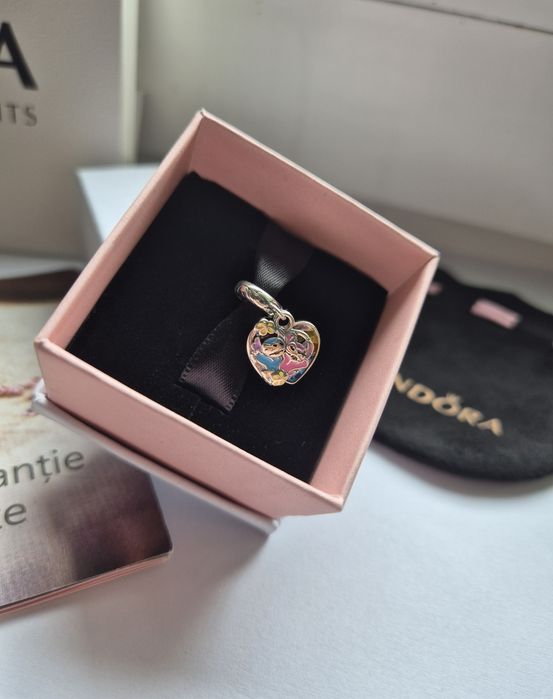 Charmuri si pandantive disney Pisica Marie Stitch Frumoasa si Bestia