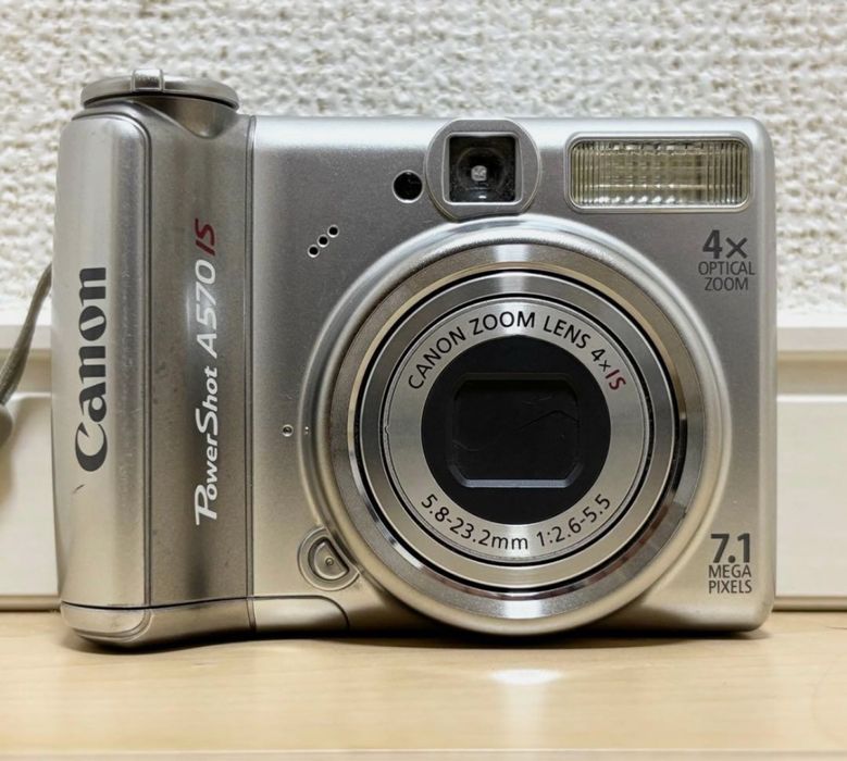 Ретро фотоаппарат / Мыльница Canon PowerShot A570