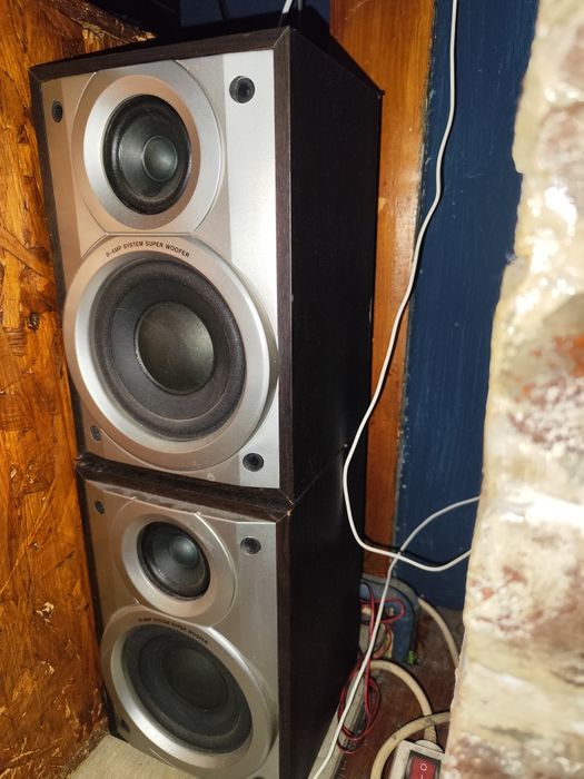 De vanzare doua boxe