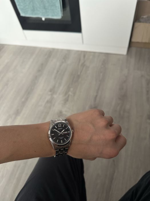 Продам часы, 13000