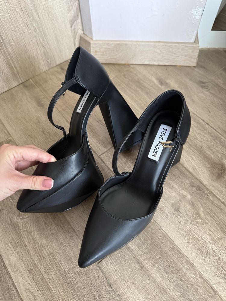 Високи токчета Steve Madden 39 номер