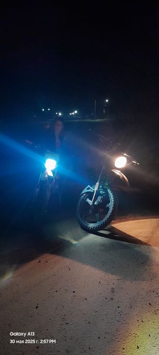 Продаётся GSX 200куб мотоцикл