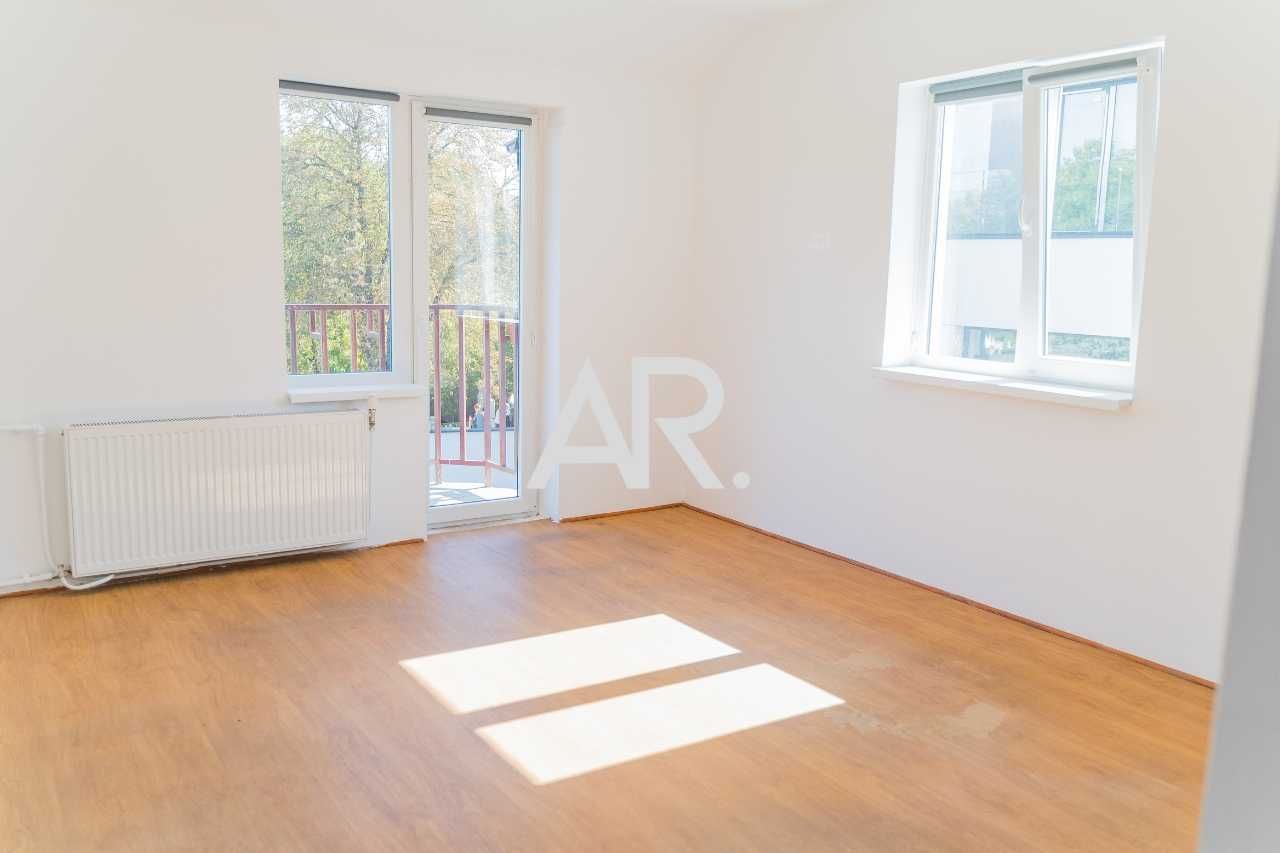 Casa de inchiriat, 10 camere, curte + foisor, str. Republicii, Cluj