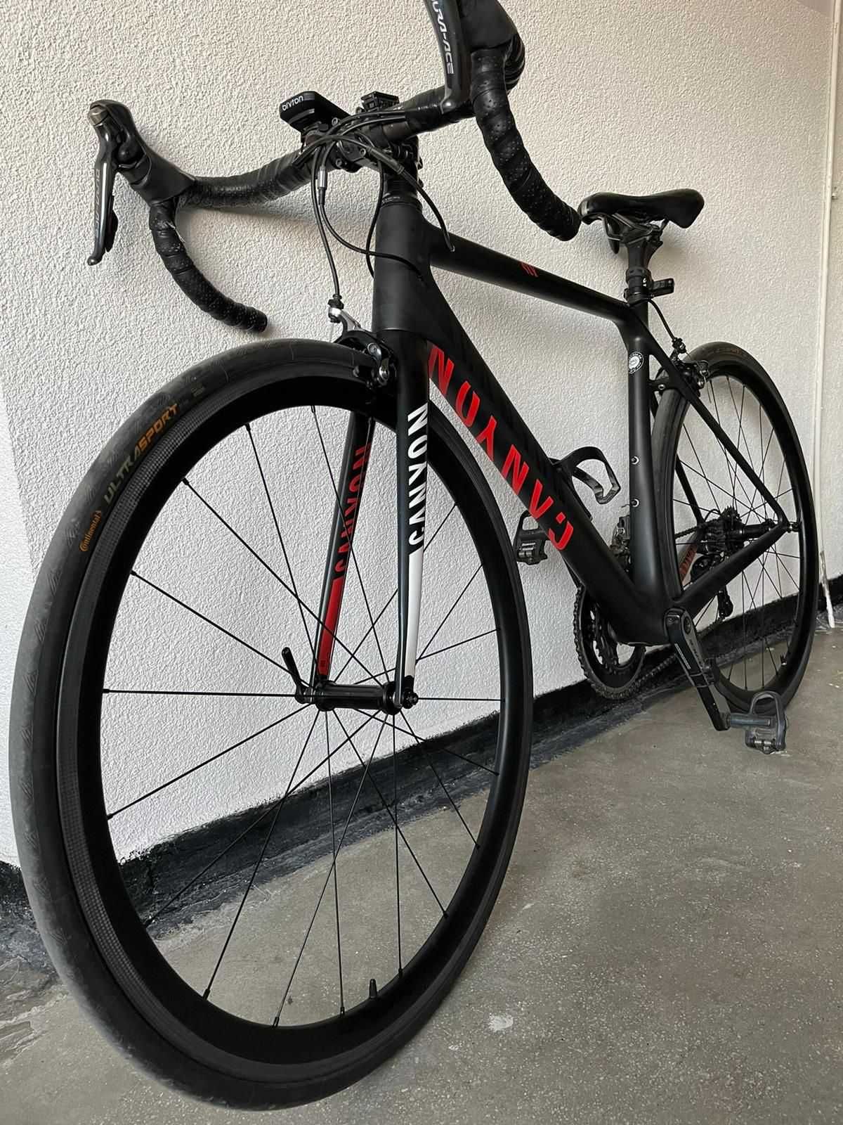 Cursieră carbon Canyon Ultimate CF SLX F10