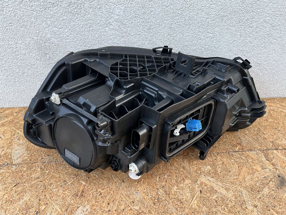Far dreapta Mercedes CLA W118 Full LED MULTIBEAM Original Europa