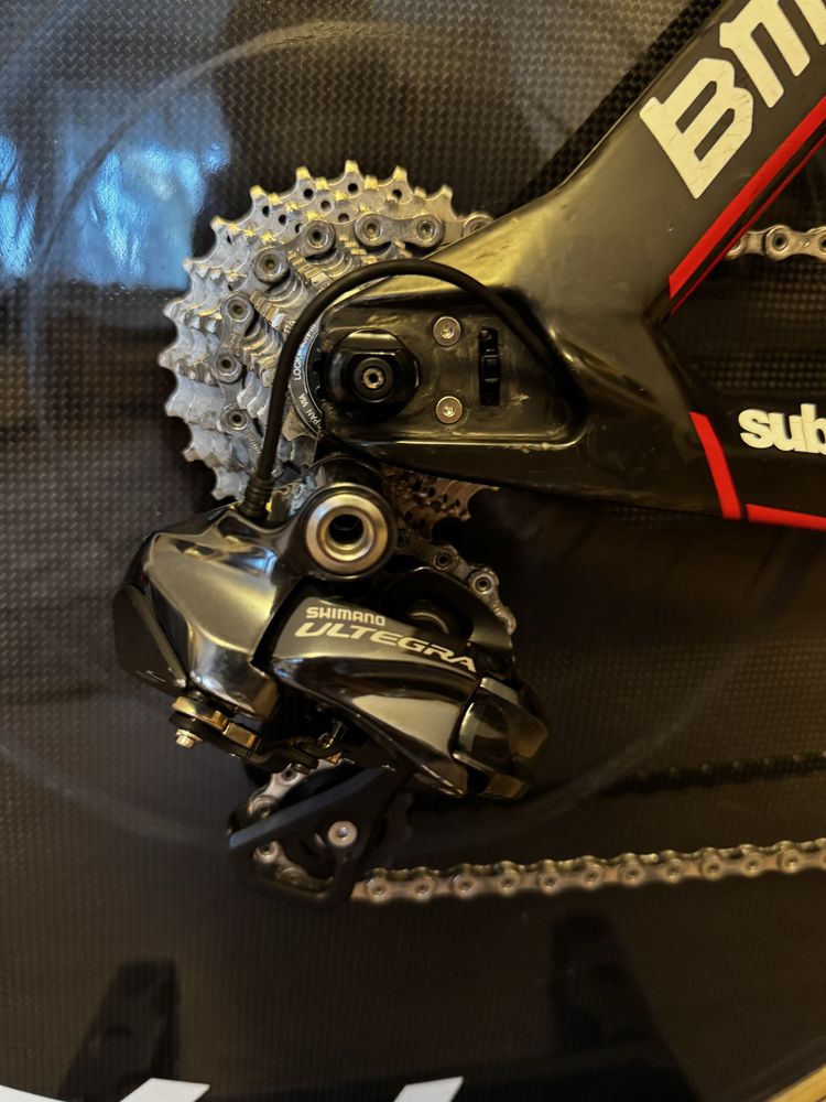 BMC Time Machine TM01 – Ultegra Di2 / SRAM Red / FFwD Carbon Disk